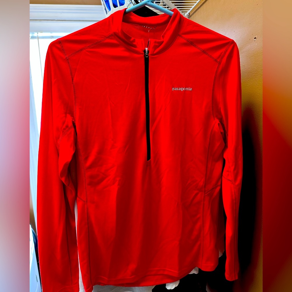 Patagonia Men’s long sleeved Fore Runner Zip Neck XS New with tags
